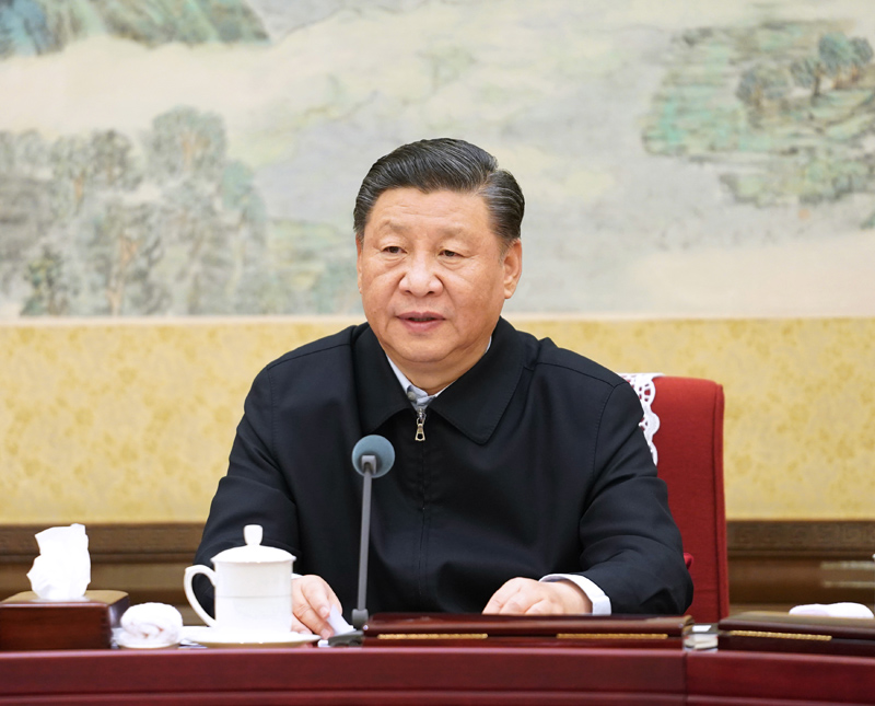 12月26日至27日，中共中央政治局召開“不忘初心、牢記使命”專題民主生活會(huì)，中共中央總書記習(xí)近平主持會(huì)議并發(fā)表重要講話。新華社記者 李學(xué)仁 攝